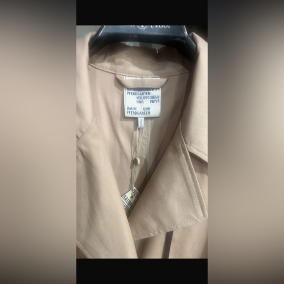 NWT Baum und Pferdgarten Beige Women's Trench Coat - Picture 8 of 11